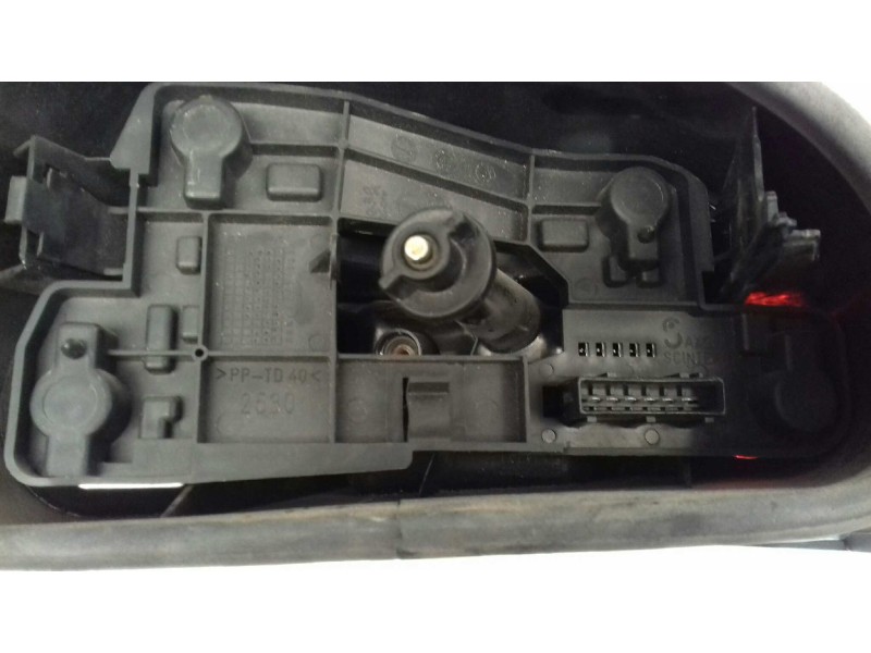 Recambio de piloto trasero derecho para citroen saxo 1.1 image referencia OEM IAM   