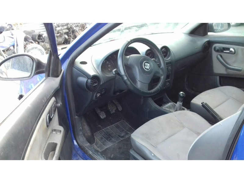 seat ibiza (6l1) del año 2004