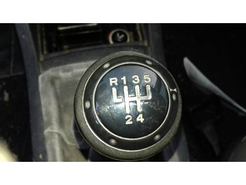 seat ibiza (6l1) del año 2004