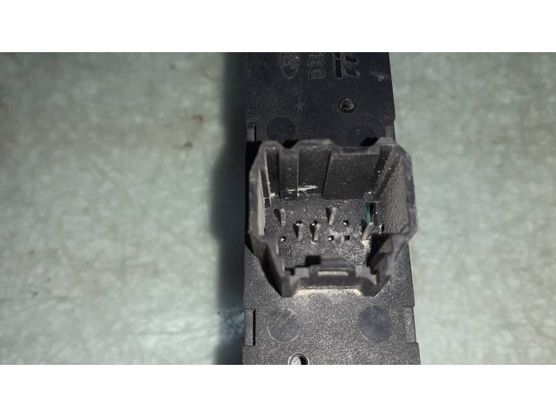 Recambio de interruptor para ford fiesta (cbk) ambiente referencia OEM IAM 2S6T18C621AC  