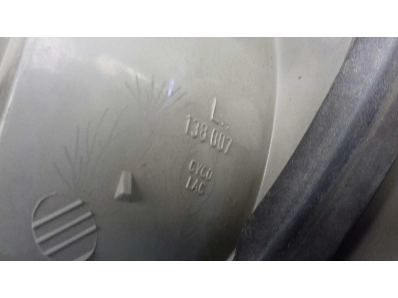 Recambio de piloto trasero izquierdo para audi 80/90 (811/813/853) referencia OEM IAM 138007  EXT-ALETA