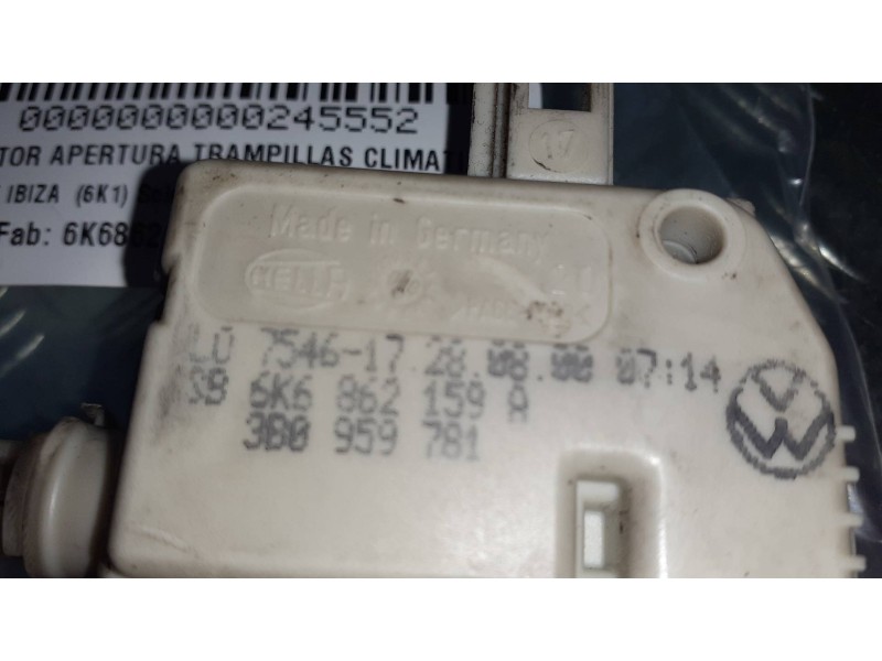 Recambio de motor cierre centralizado porton para seat ibiza (6k1) select referencia OEM IAM 6K6862159A  3B0959781