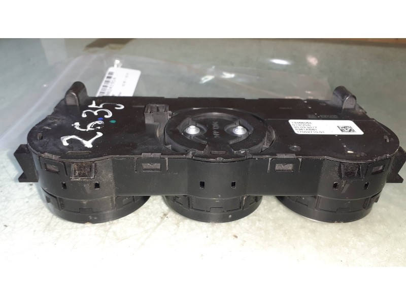 Recambio de mando climatizador para opel adam unlimited ecoflex referencia OEM IAM 13468064  
