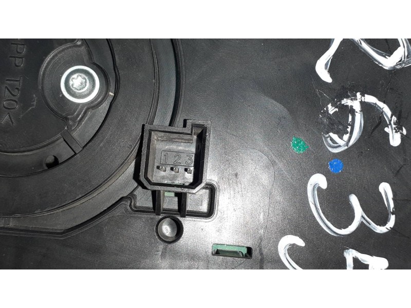 Recambio de mando climatizador para opel adam unlimited ecoflex referencia OEM IAM 13468064  