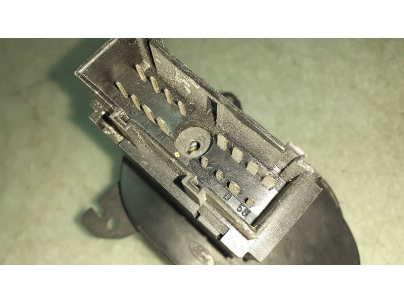 Recambio de mando luces para ford focus berlina (cak) referencia OEM IAM 2M5T13A024EA  