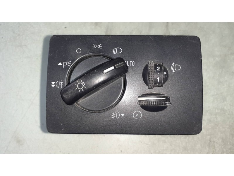 Recambio de mando luces para ford focus berlina (cap) ambiente (d) referencia OEM IAM 4M5T13A024CA  