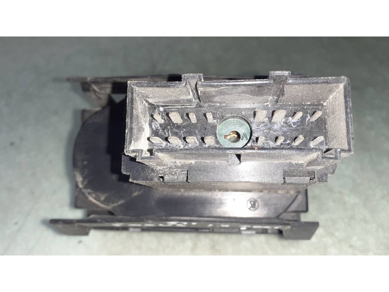 Recambio de mando luces para ford focus berlina (cap) ambiente (d) referencia OEM IAM 4M5T13A024CA  