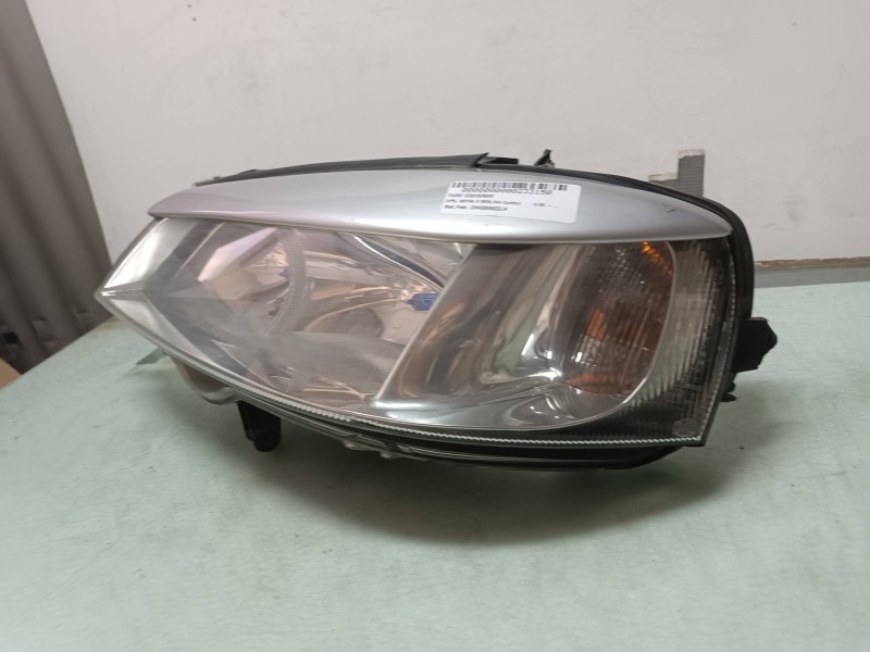 Recambio de faro izquierdo para opel astra g berlina comfort referencia OEM IAM 24439602LH 1EG00764013 148437