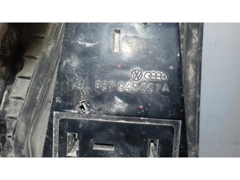 Recambio de piloto trasero derecho para volkswagen polo (861) gl referencia OEM IAM 871945112A  