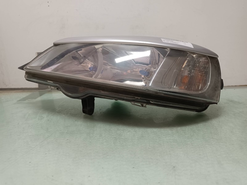 Recambio de faro izquierdo para opel astra g berlina comfort referencia OEM IAM 24439602LH 1EG00764013 148437