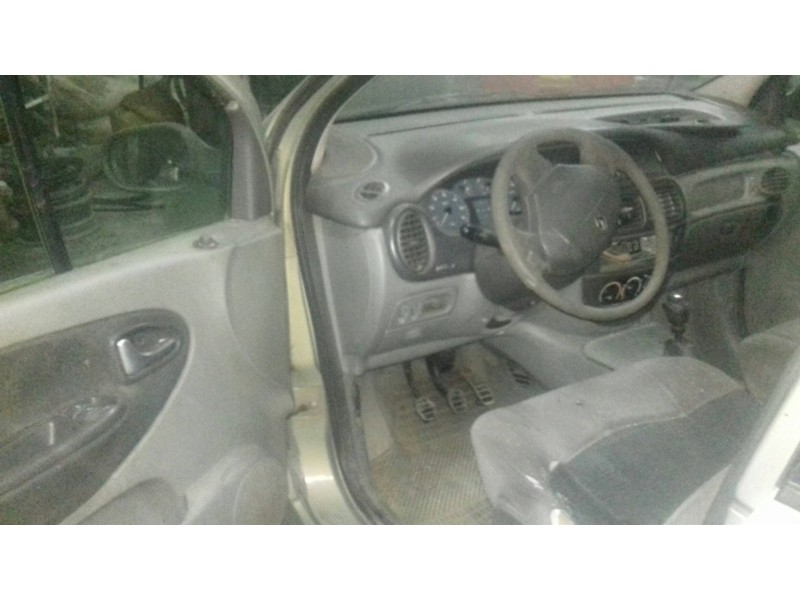 renault scenic (ja..) del año 2003