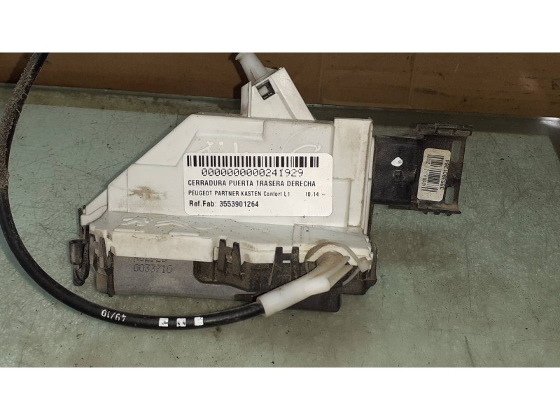 Recambio de cerradura puerta trasera derecha para peugeot partner kasten confort l1 referencia OEM IAM 3553901264 PSA828423 A018