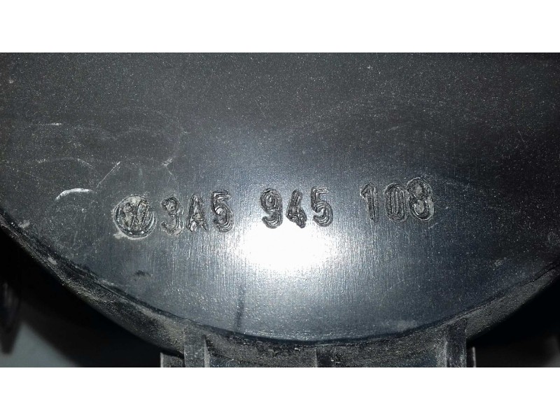 Recambio de piloto trasero derecho interior para volkswagen passat berlina (312) cl referencia OEM IAM 3A5945108  INT-MALETERO Recambio de piloto trasero derecho interior para volkswagen passat berlina (312) cl referencia OEM IAM 3A5945108  INT-MALETERO