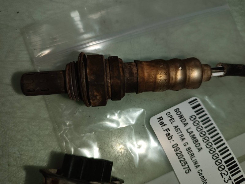 Recambio de sonda lambda para opel astra g berlina comfort referencia OEM IAM 09202575 12V SIEMENS