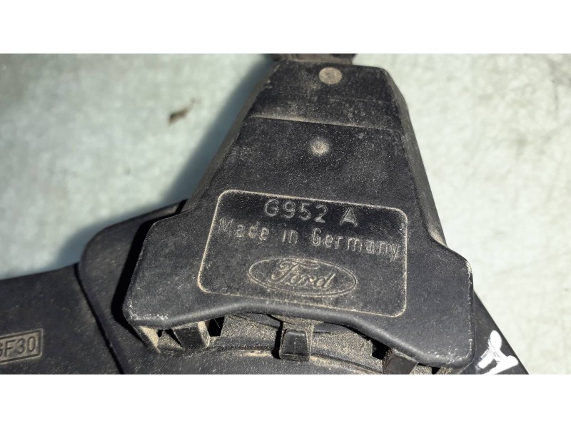 Recambio de mando intermitentes para ford fiesta courier referencia OEM IAM 93BG13B302AB   Recambio de mando intermitentes para ford fiesta courier referencia OEM IAM 93BG13B302AB