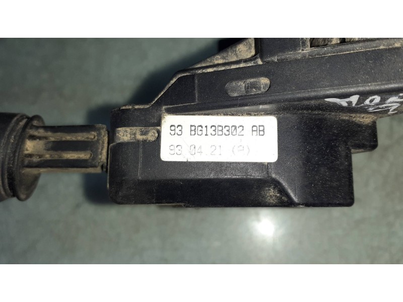 Recambio de mando intermitentes para ford fiesta courier referencia OEM IAM 93BG13B302AB   Recambio de mando intermitentes para ford fiesta courier referencia OEM IAM 93BG13B302AB