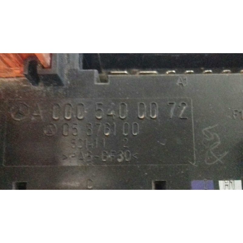 Recambio de caja reles / fusibles para mercedes-benz clase e (w210) berlina 320 (210.065) referencia OEM IAM A0005400072 0537610