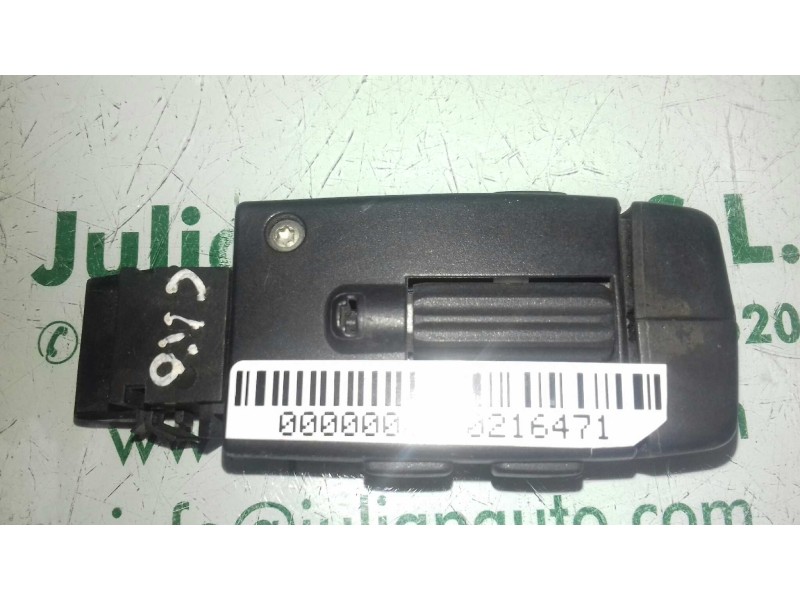 Recambio de mando multifuncion para renault clio ii fase ii (b/cb0) referencia OEM IAM 8200058695 SW070104F MANDO RADIO