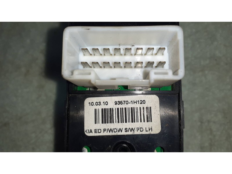 Recambio de mando elevalunas delantero izquierdo para kia cee´d active referencia OEM IAM 936701H120  