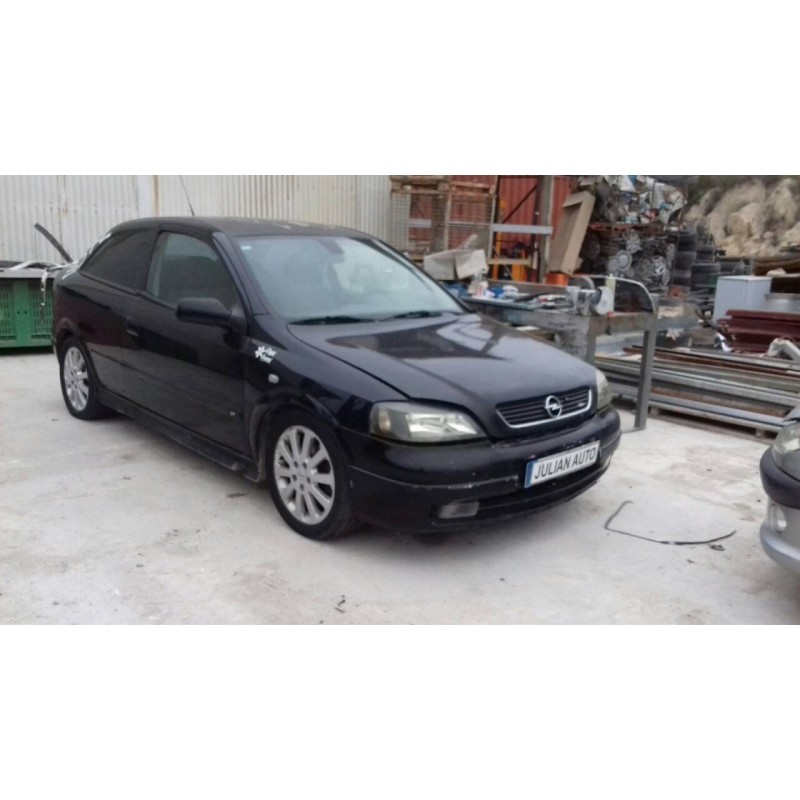 opel astra g berlina del año 2003