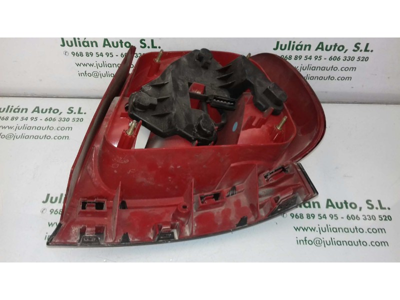 Recambio de piloto trasero izquierdo para audi a4 berlina (b5) 1.8 referencia OEM IAM   