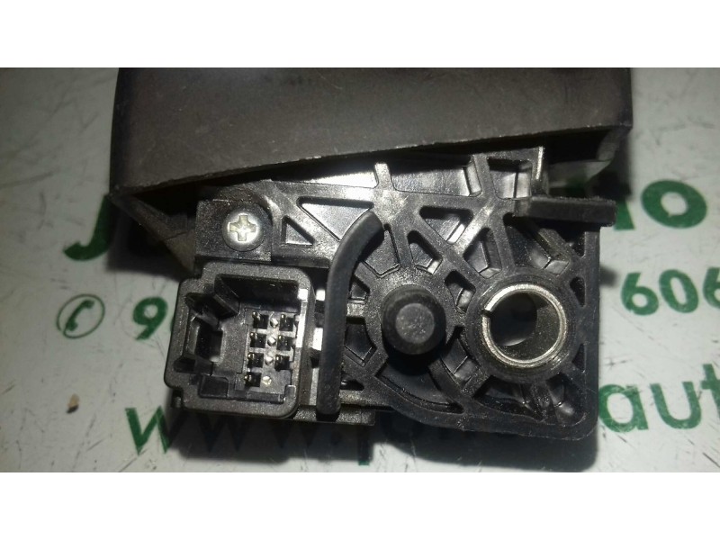 Recambio de mando multifuncion para renault fluence dynamique referencia OEM IAM EN25550JY01B 0826 RADIO + TELF