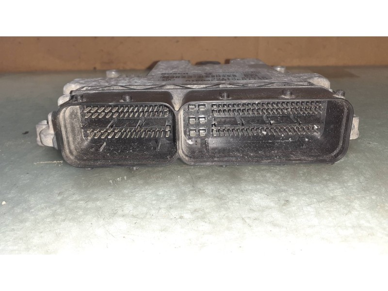 Recambio de centralita motor uce para kia cee´d active referencia OEM IAM 0281016570 391132A510 BOSCH