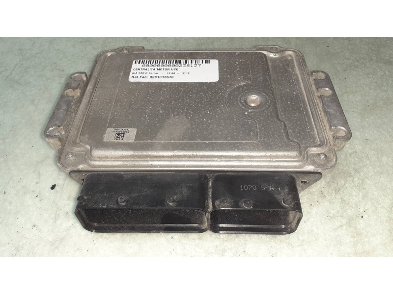 Recambio de centralita motor uce para kia cee´d active referencia OEM IAM 0281016570 391132A510 BOSCH