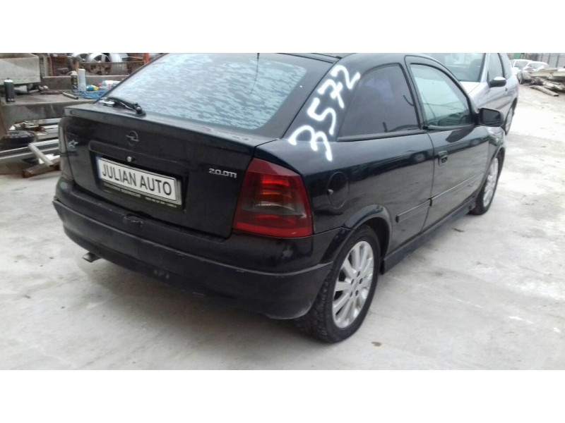 opel astra g berlina del año 2003