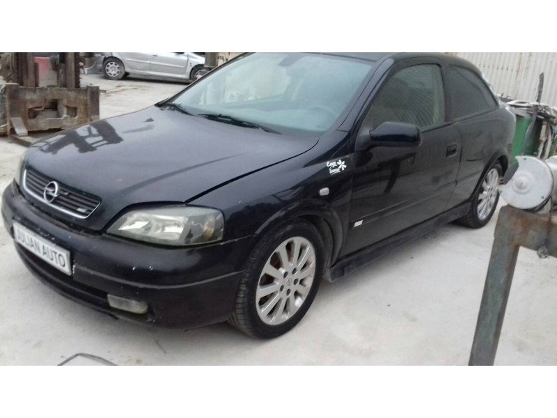 opel astra g berlina del año 2003