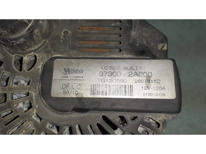 Recambio de alternador para kia cee´d active referencia OEM IAM 373002A600 VALEO 120A