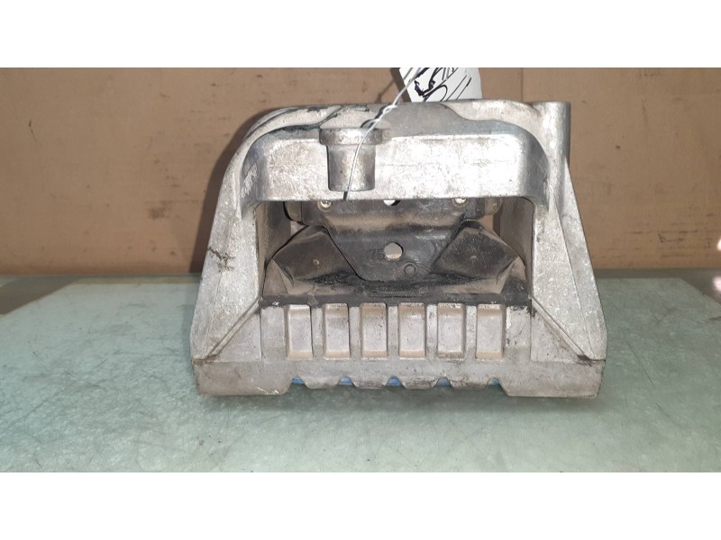 Recambio de soporte motor para volkswagen golf v berlina (1k1) highline referencia OEM IAM 1K0199262 3618372 