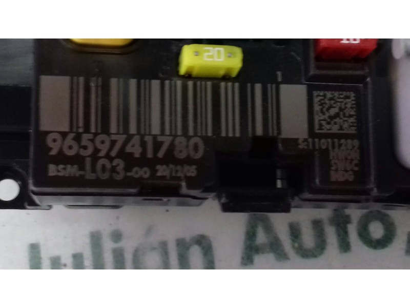 Recambio de caja reles / fusibles para citroen c2 furio referencia OEM IAM 9659741780 BSM L03 DELPHI