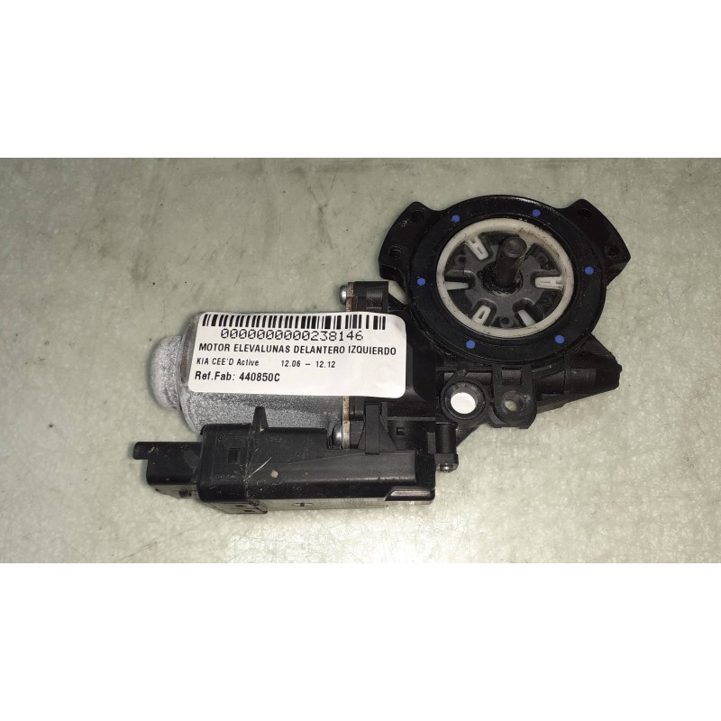 Recambio de motor elevalunas delantero izquierdo para kia cee´d active referencia OEM IAM 440850C  