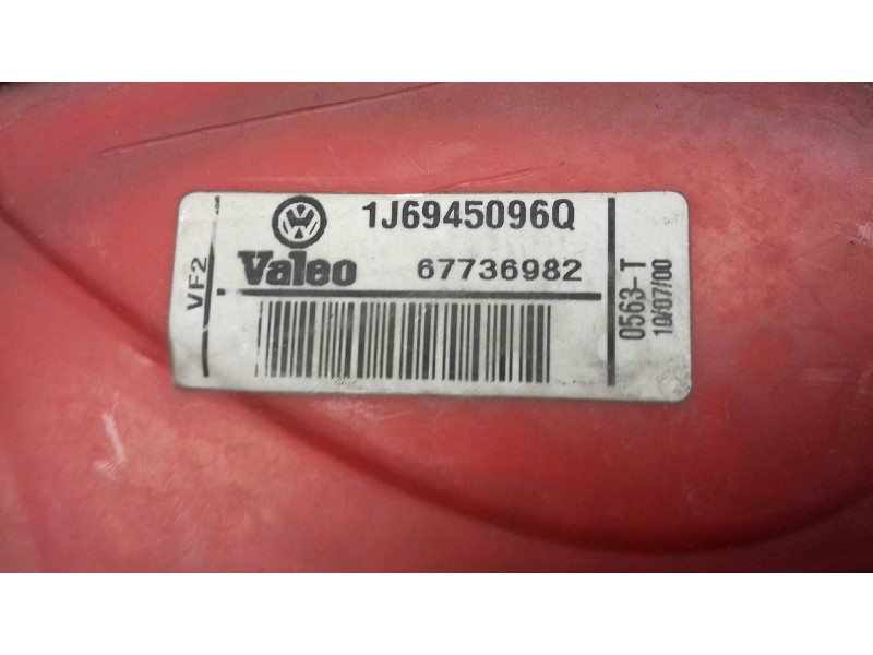 Recambio de piloto trasero derecho para volkswagen golf iv berlina (1j1) 2.0 referencia OEM IAM 1J6945096Q  