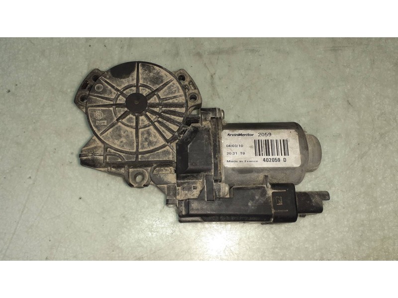 Recambio de motor elevalunas trasero izquierdo para kia cee´d active referencia OEM IAM 440850C 403951A8 402059D