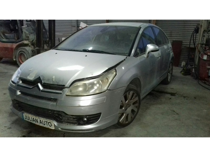 citroen c4 berlina del año 2004