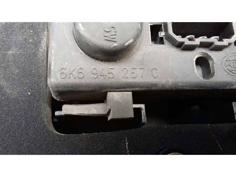 Recambio de piloto trasero izquierdo para seat ibiza (6k1) select referencia OEM IAM 6K6945095J  EXT-ALETA