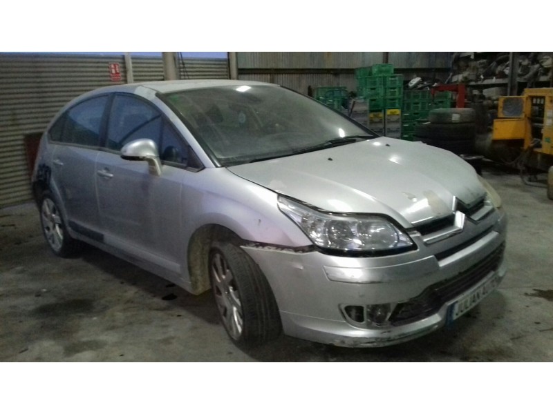 citroen c4 berlina del año 2004