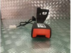 Recambio de cinturon seguridad trasero izquierdo para peugeot 308 style referencia OEM IAM 98063976XX 34167423E ANCLAJE CINTURON 2