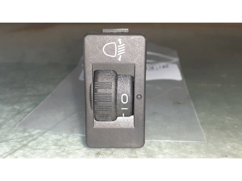 Recambio de interruptor para peugeot 407 st confort referencia OEM IAM 96384422XT 96366692XT REGULADOR LUCES