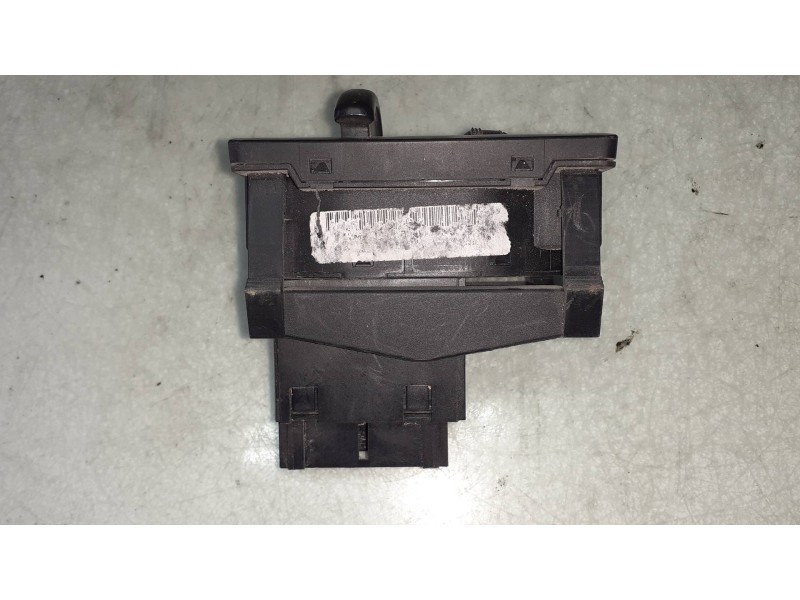 Recambio de mando luces para ford focus berlina (cap) ambiente (d) referencia OEM IAM 4986101  