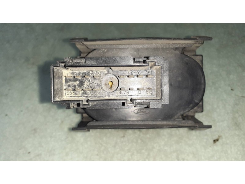 Recambio de mando luces para ford focus berlina (cap) ambiente (d) referencia OEM IAM 4986101  