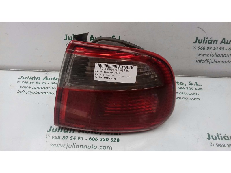 Recambio de piloto trasero derecho para seat toledo (1m2) select referencia OEM IAM 1M5945096B  
