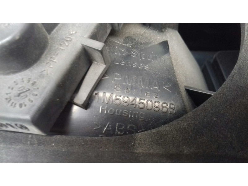 Recambio de piloto trasero derecho para seat toledo (1m2) select referencia OEM IAM 1M5945096B  