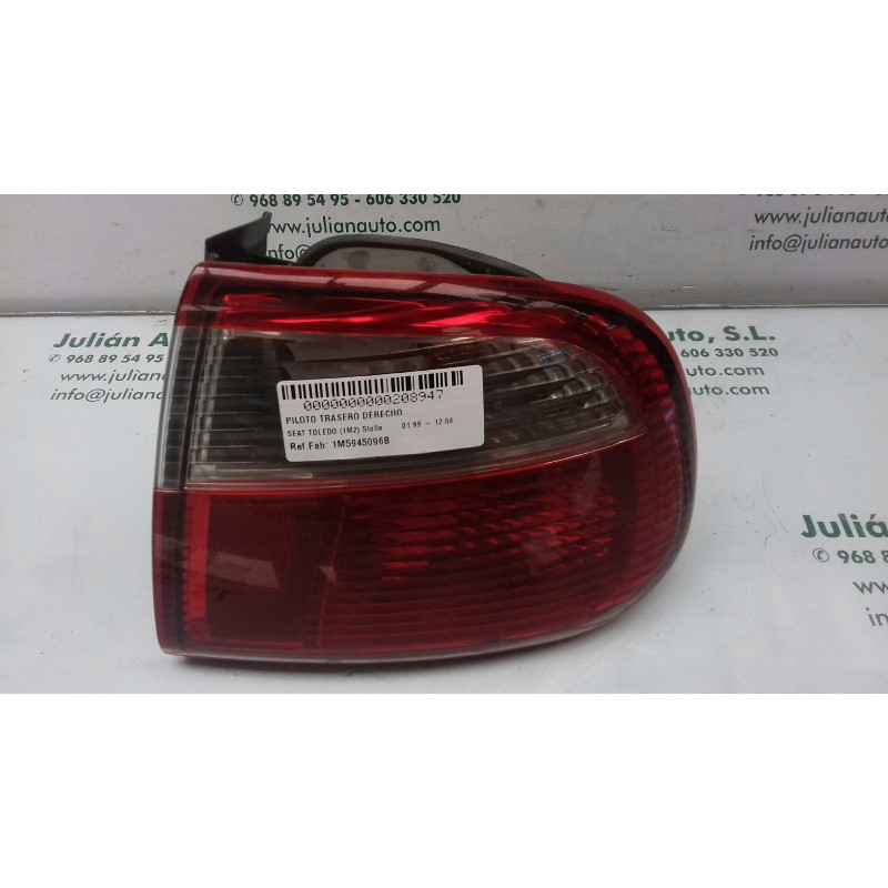 Recambio de piloto trasero derecho para seat toledo (1m2) stella referencia OEM IAM 1M5945096B  