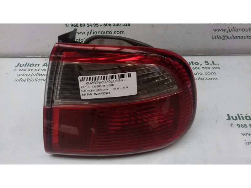 Recambio de piloto trasero derecho para seat toledo (1m2) stella referencia OEM IAM 1M5945096B  