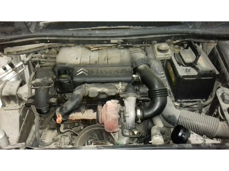 citroen c4 berlina del año 2004