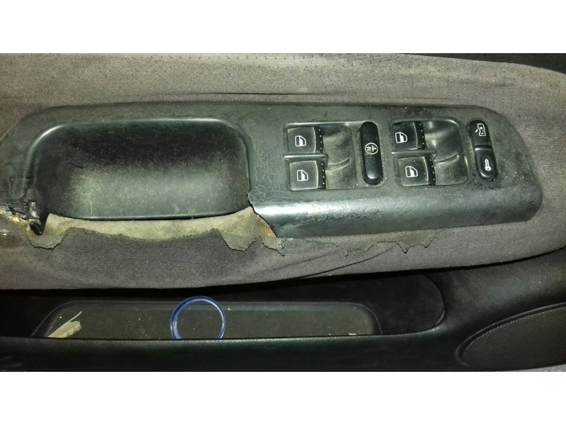 volkswagen golf iv berlina (1j1) del año 1999