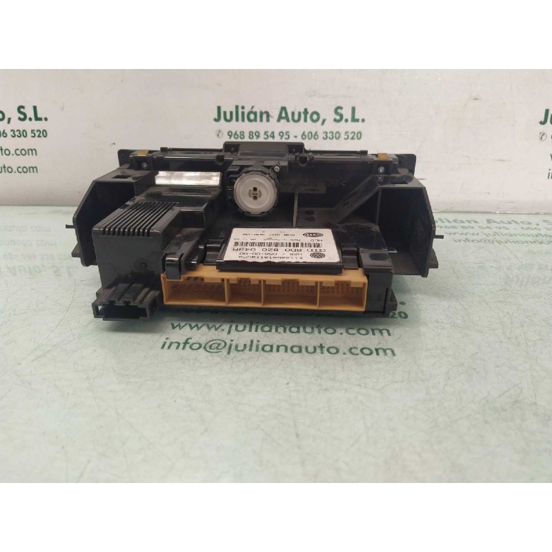 Recambio de mando climatizador para audi a4 berlina (b5) 1.9 tdi referencia OEM IAM 8D0820043M 5HB00790805 HELLA